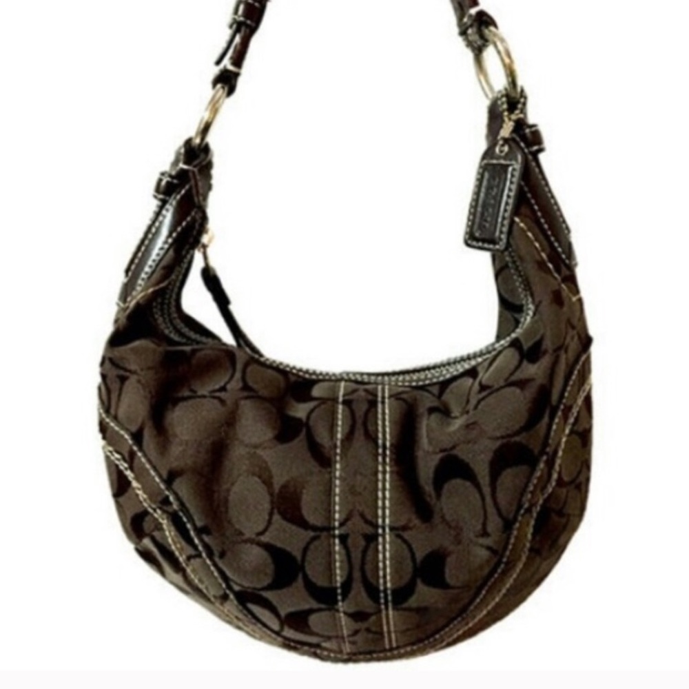 Hobo Signature Bag